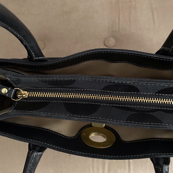 Black Coach purse with dust bag. - Picture 6 of 7
